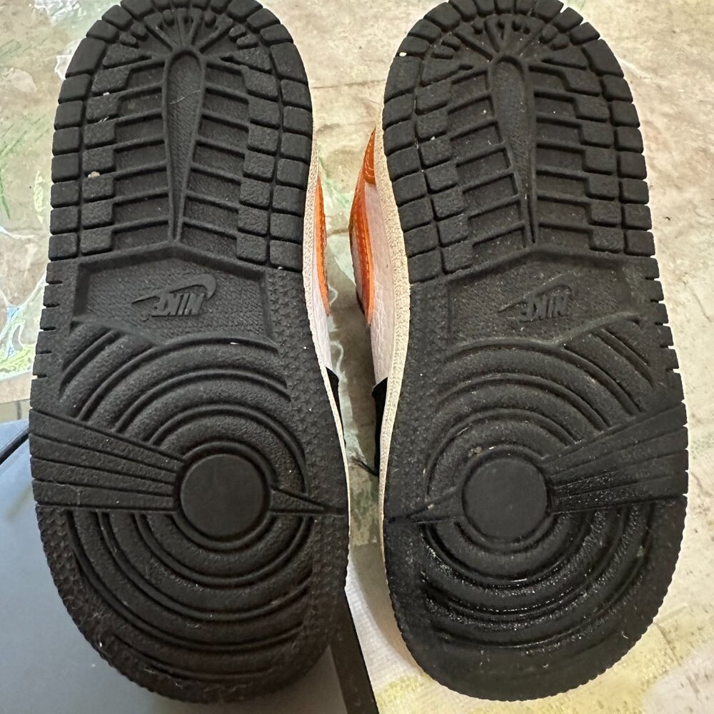 Nike Air Jordan 1 Mid TD Shattered Backboard Size 8C Orange Black 640735 058 - Picture 5 of 6